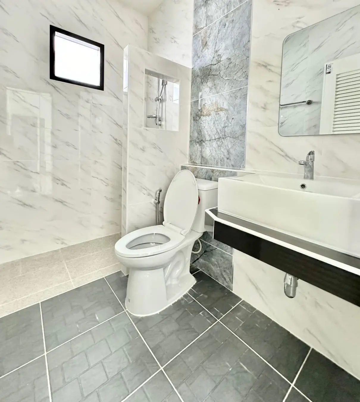 โครงการมั่งมีศรีสุข ป๋ากู้