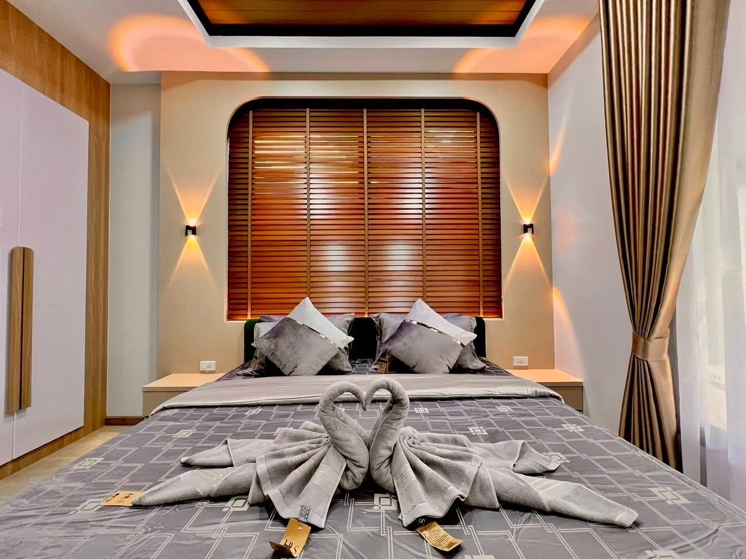 โครงการจักรวาลแลนด์