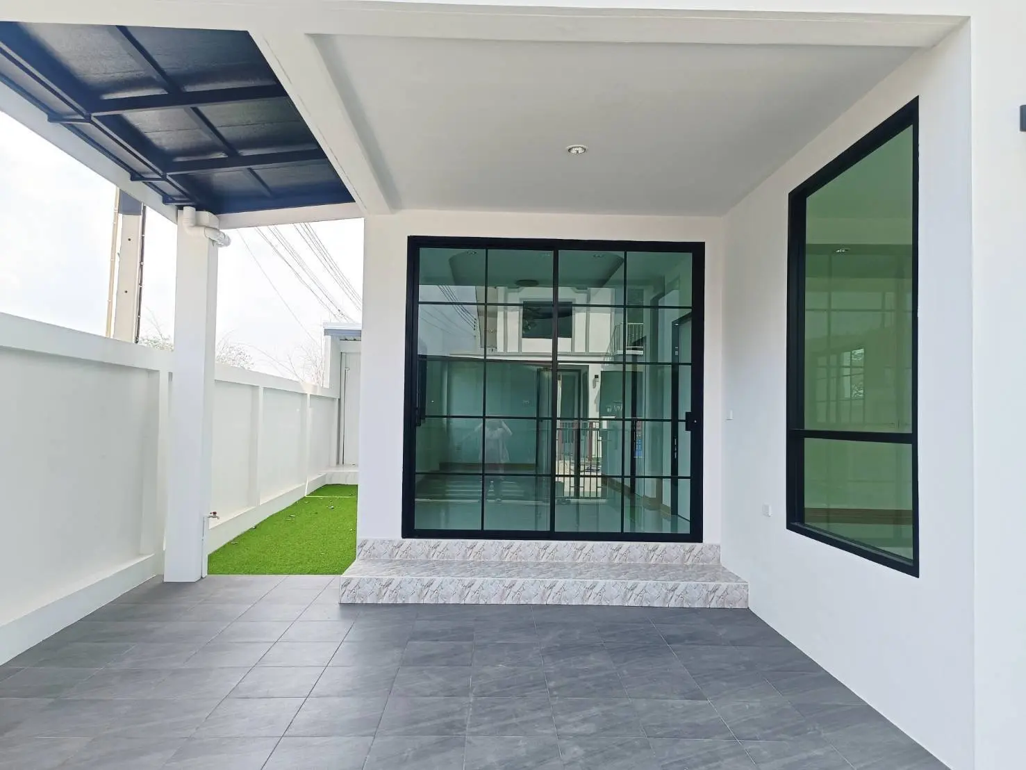 บ้านแฝด 2 ชั้นแม่น้ำคู้ซอย 2