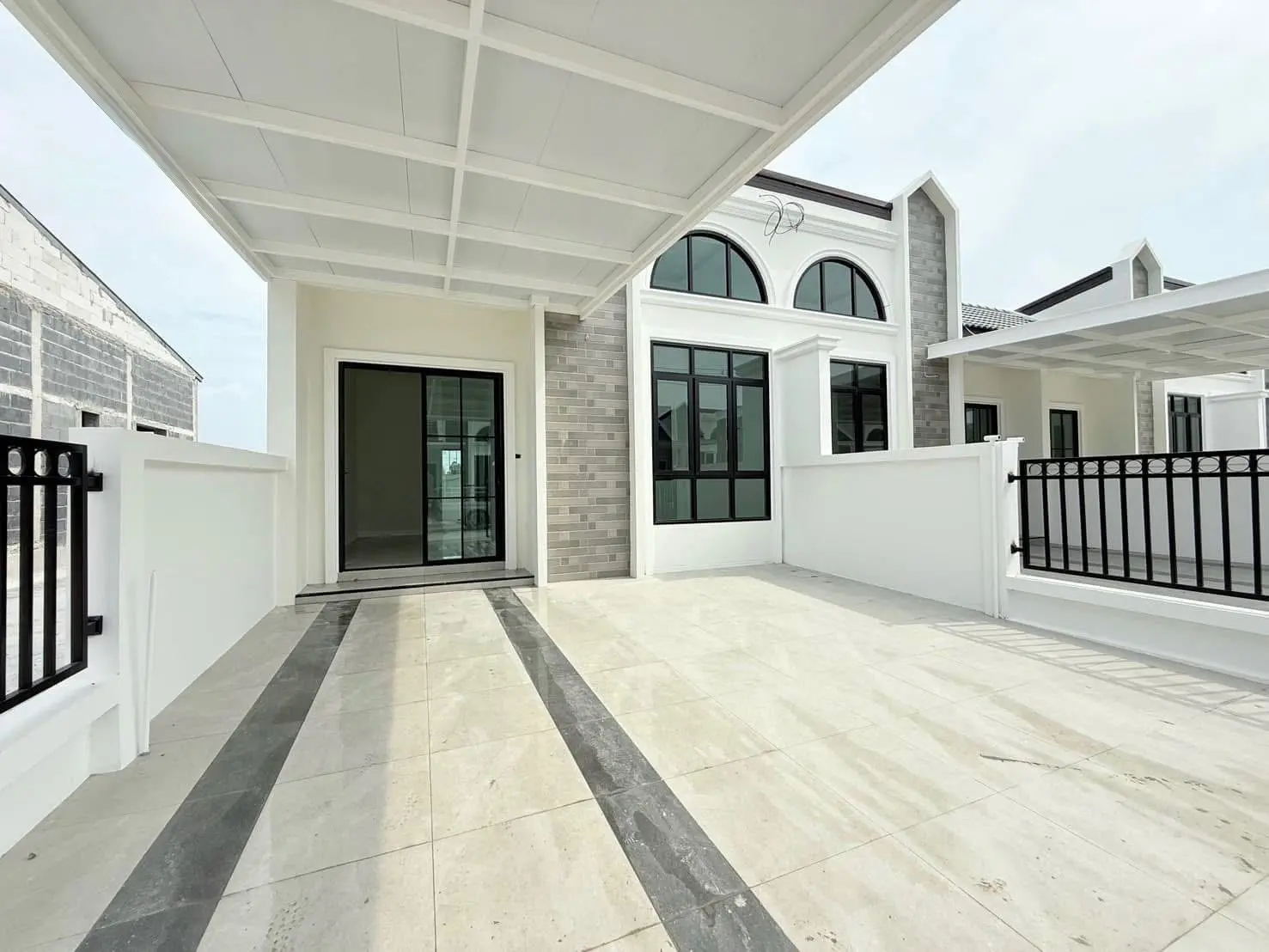 โครงการ ณมน พร็อพเพอร์ตี้