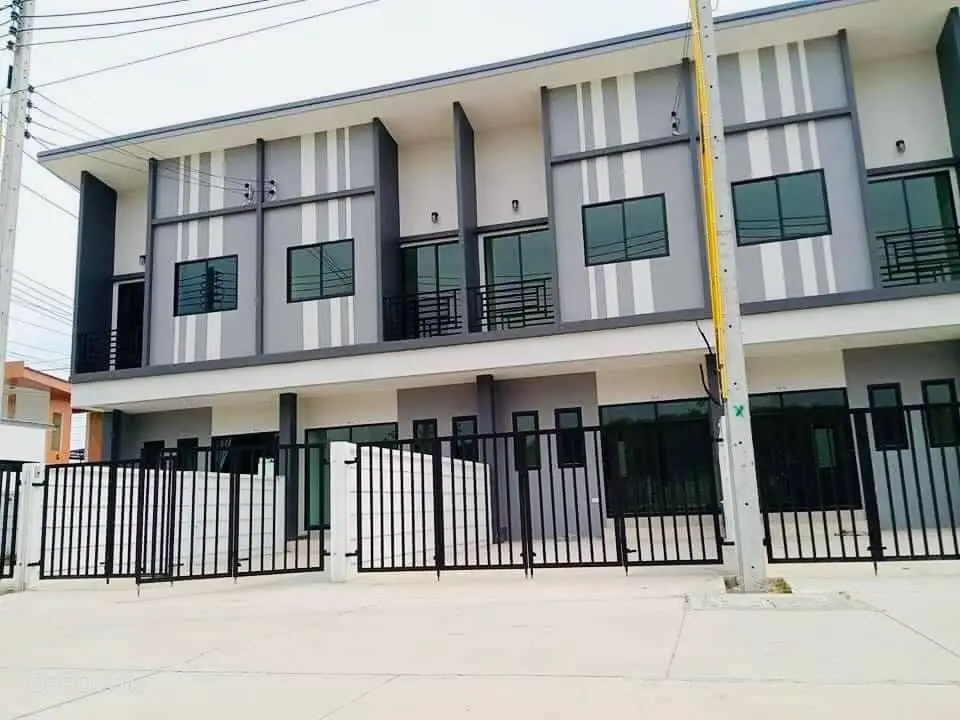 โครงการ เดอะเน็กซ์ วิลเลจ3 & ลิฟวิ่ง