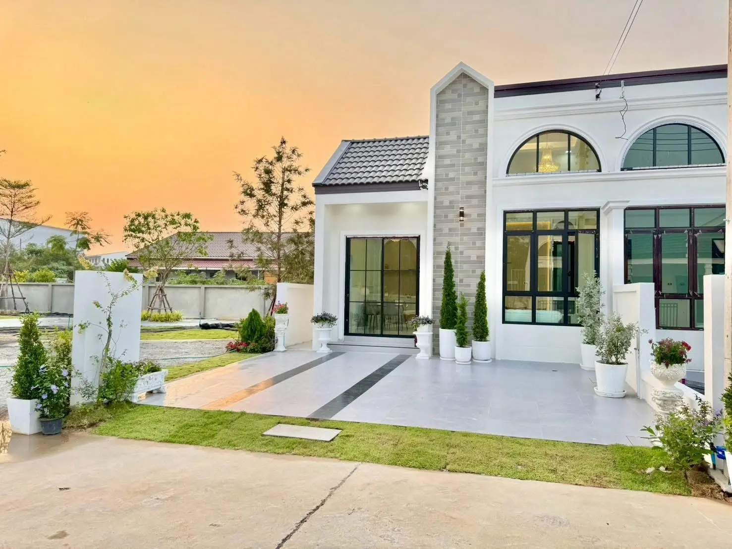 โครงการ ณมน พร็อพเพอร์ตี้