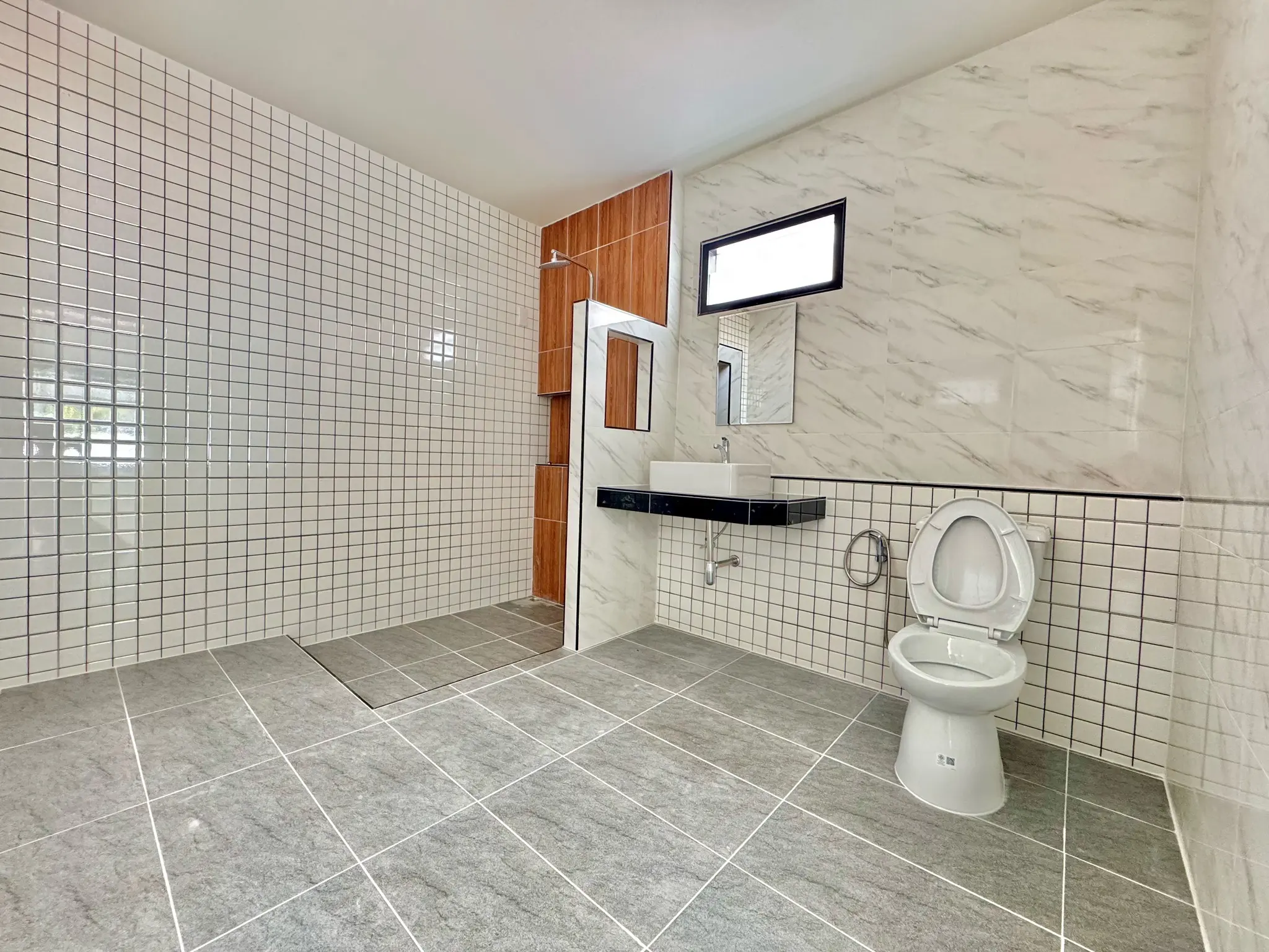 บ้านเดี่ยว #แม่น้ำคู้ซอย 3 (สีส้มเหลือง)