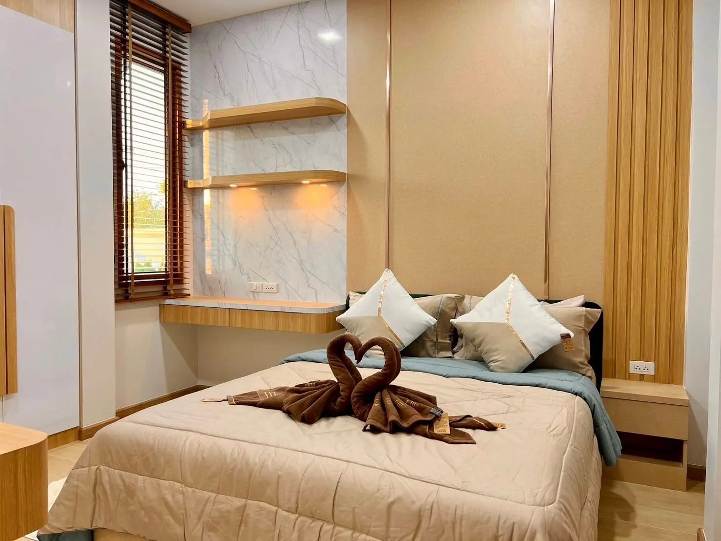 โครงการจักรวาลแลนด์