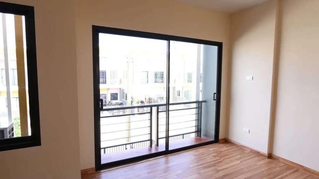 รอชื่อโครงการ