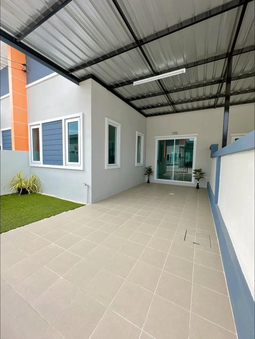 โครงการอีสเทิร์นแลนด์  ซิตี้12