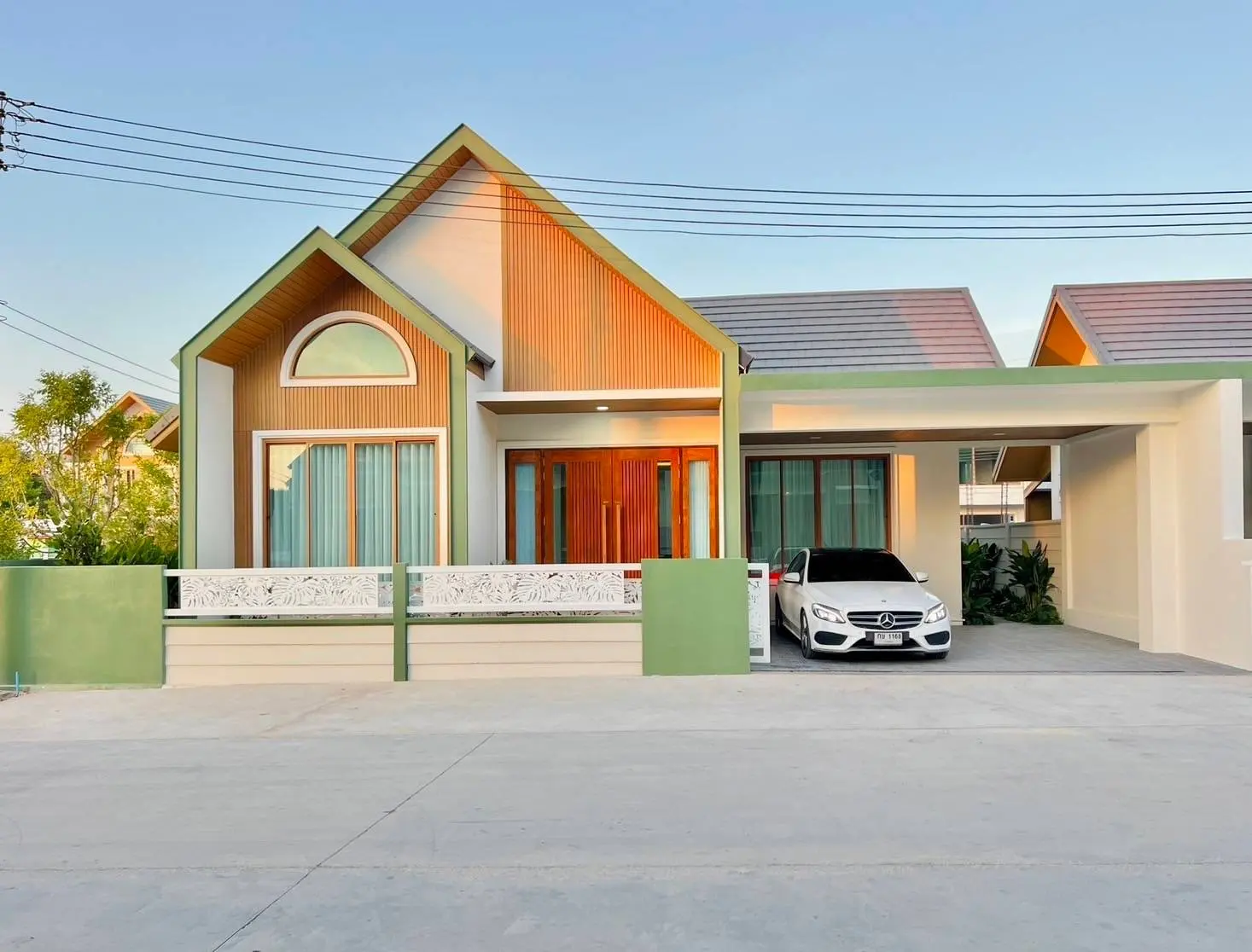 โครงการจักรวาลแลนด์