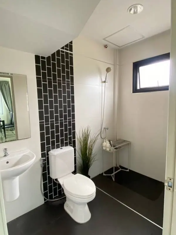 โครงการศศิธร 28