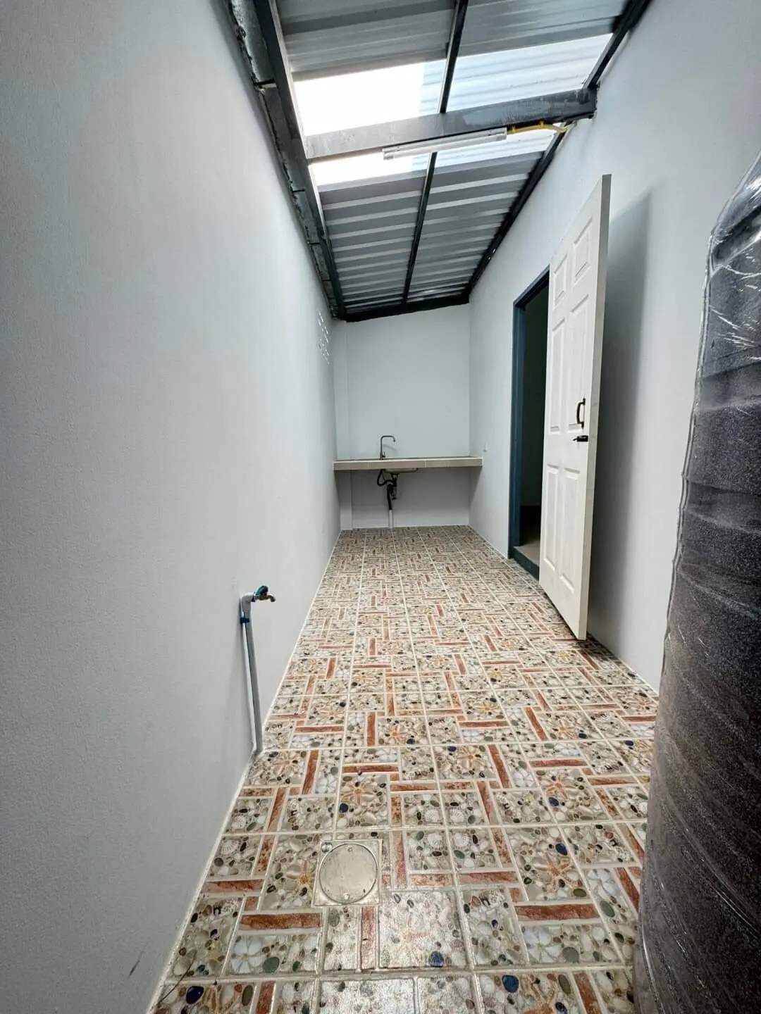 รอชื่อโครงการ