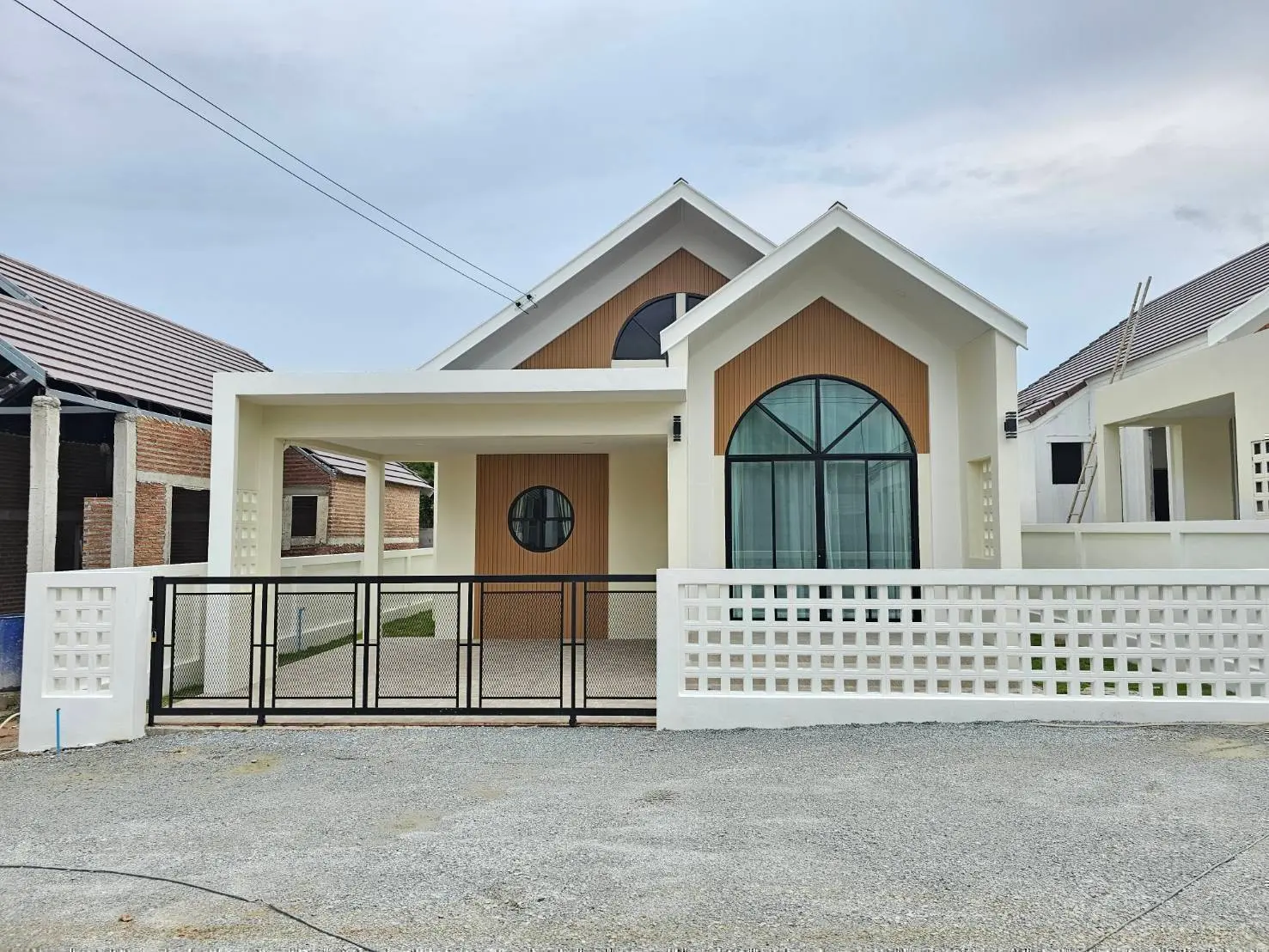 บ้านเดี่ยว#แม่น้ำคู้ซอย 5 #ใกล้โรงเรียนอรวิน# ใกล้ห้าง CK