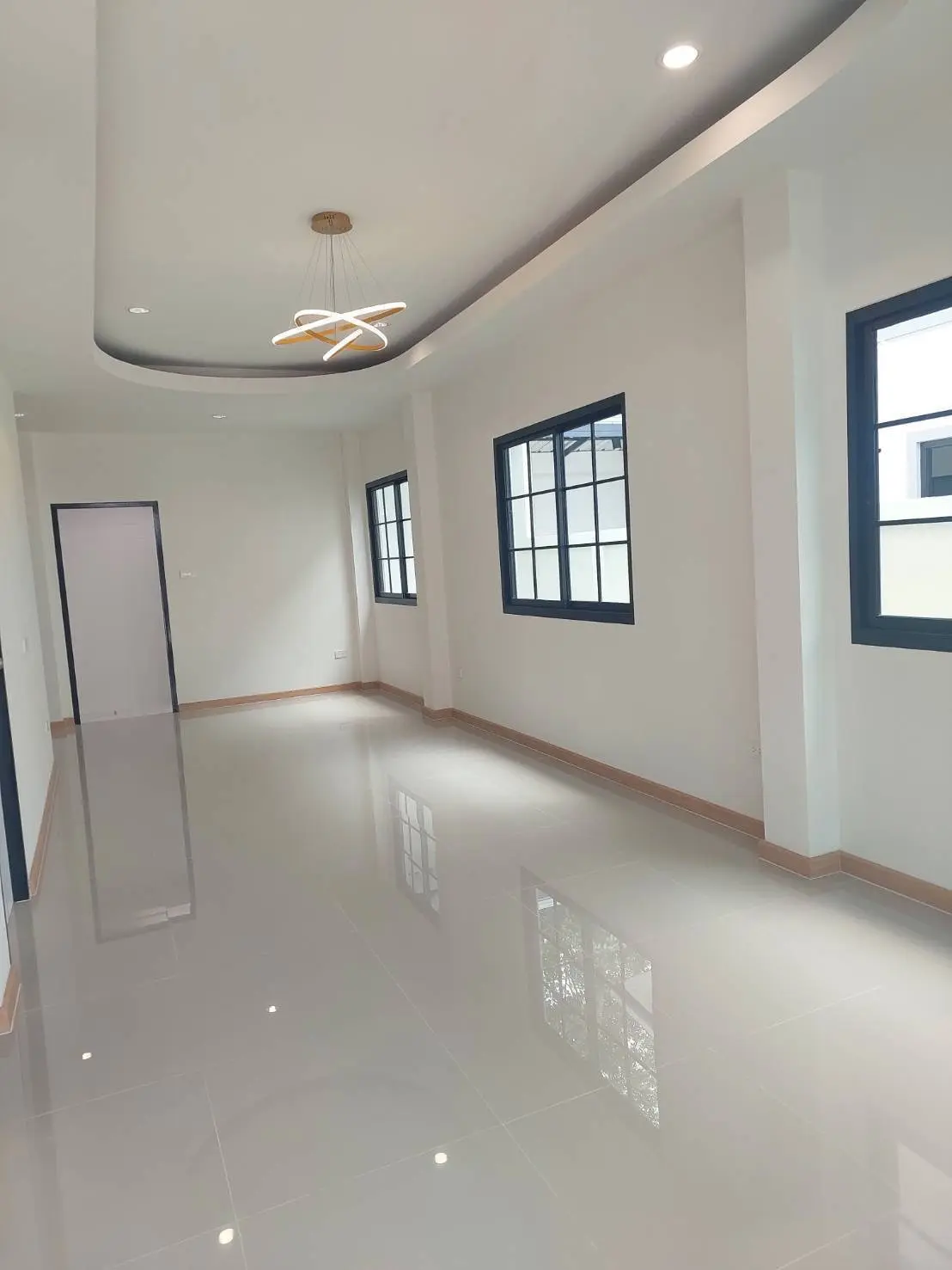 บ้านแฝด 2 ชั้นแม่น้ำคู้ซอย 2