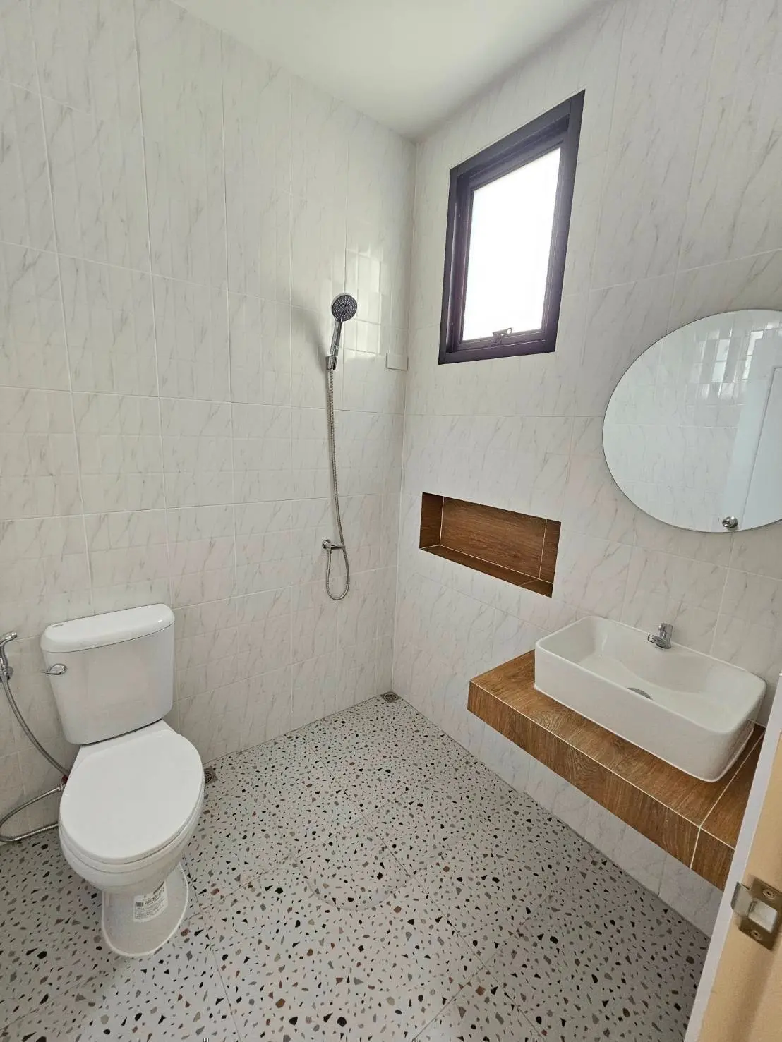 บ้านเดี่ยว#แม่น้ำคู้ซอย 5 #ใกล้โรงเรียนอรวิน# ใกล้ห้าง CK