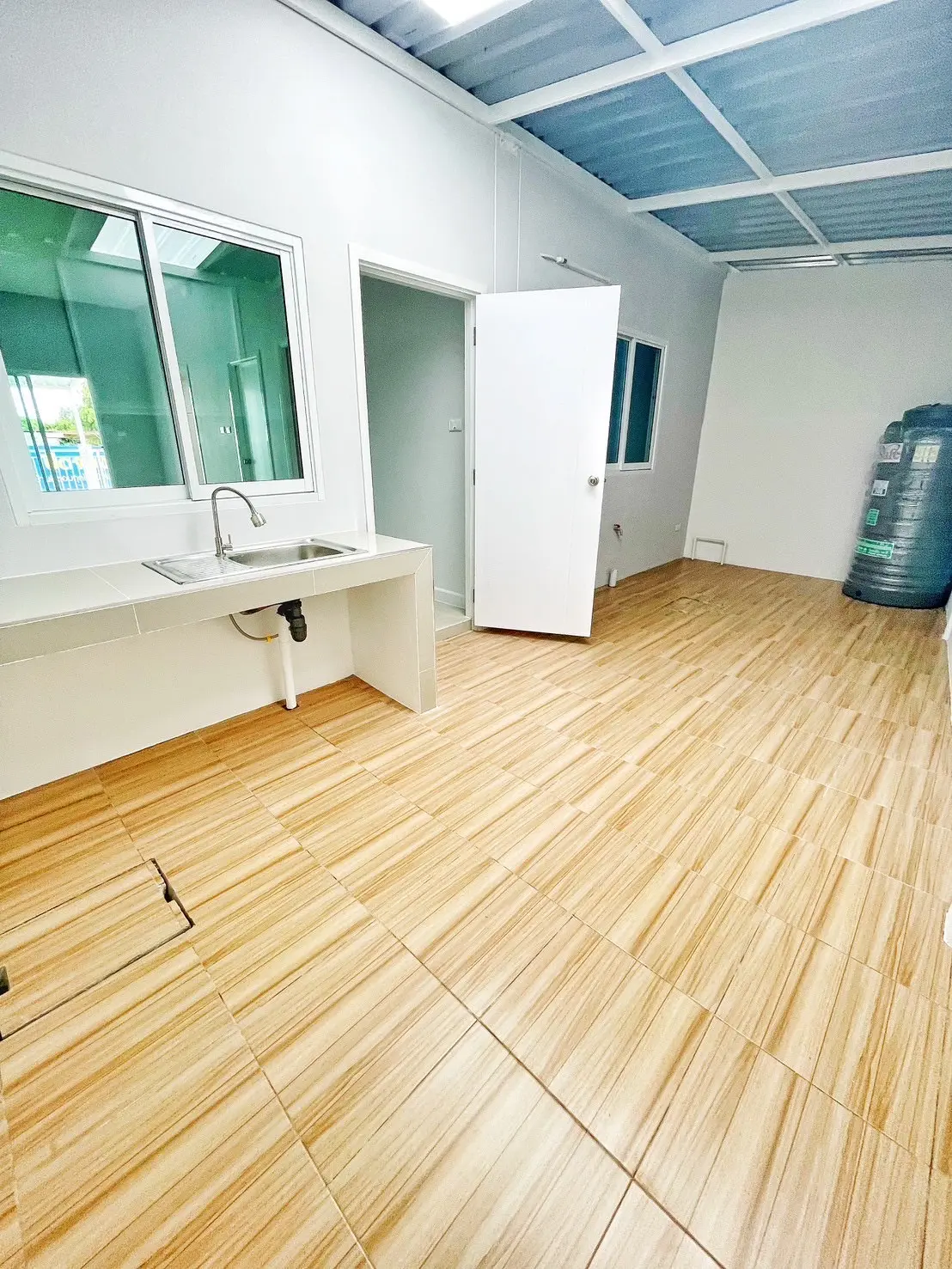 โครงการยูมีสุข วิลเลจ นิคมพัฒนา