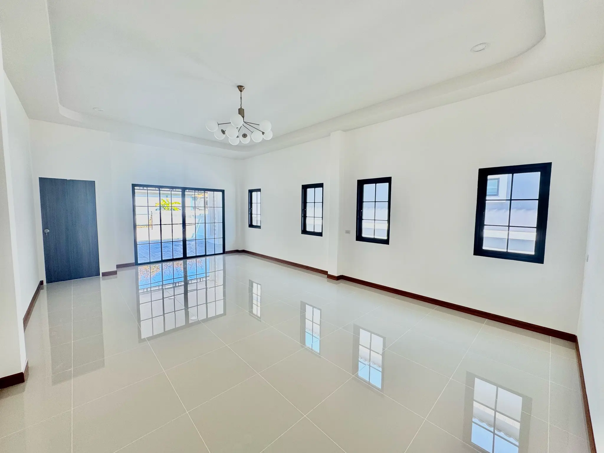 บ้านเดี่ยว #แม่น้ำคู้ซอย 3 (สีส้มเหลือง)