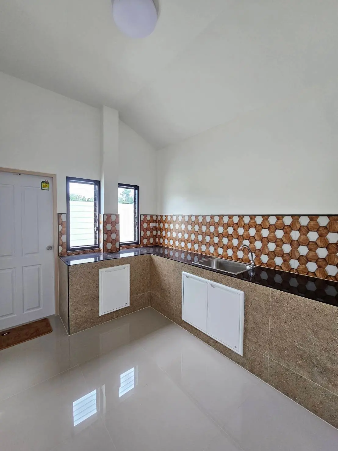 บ้านเดี่ยว#แม่น้ำคู้ซอย 5 #ใกล้โรงเรียนอรวิน# ใกล้ห้าง CK