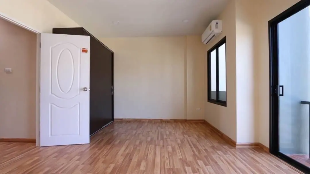 รอชื่อโครงการ