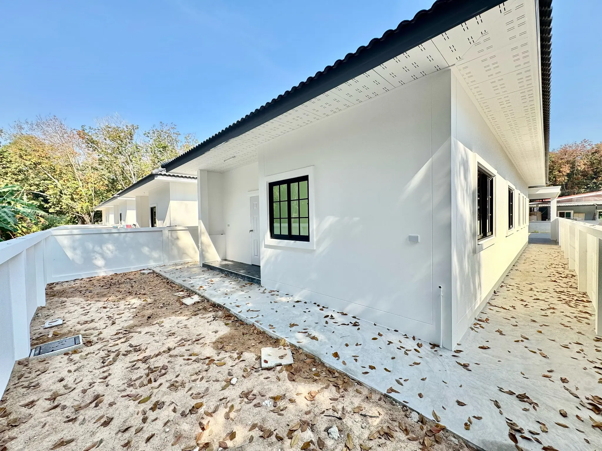 บ้านเดี่ยว #แม่น้ำคู้ซอย 3 (สีส้มเหลือง)