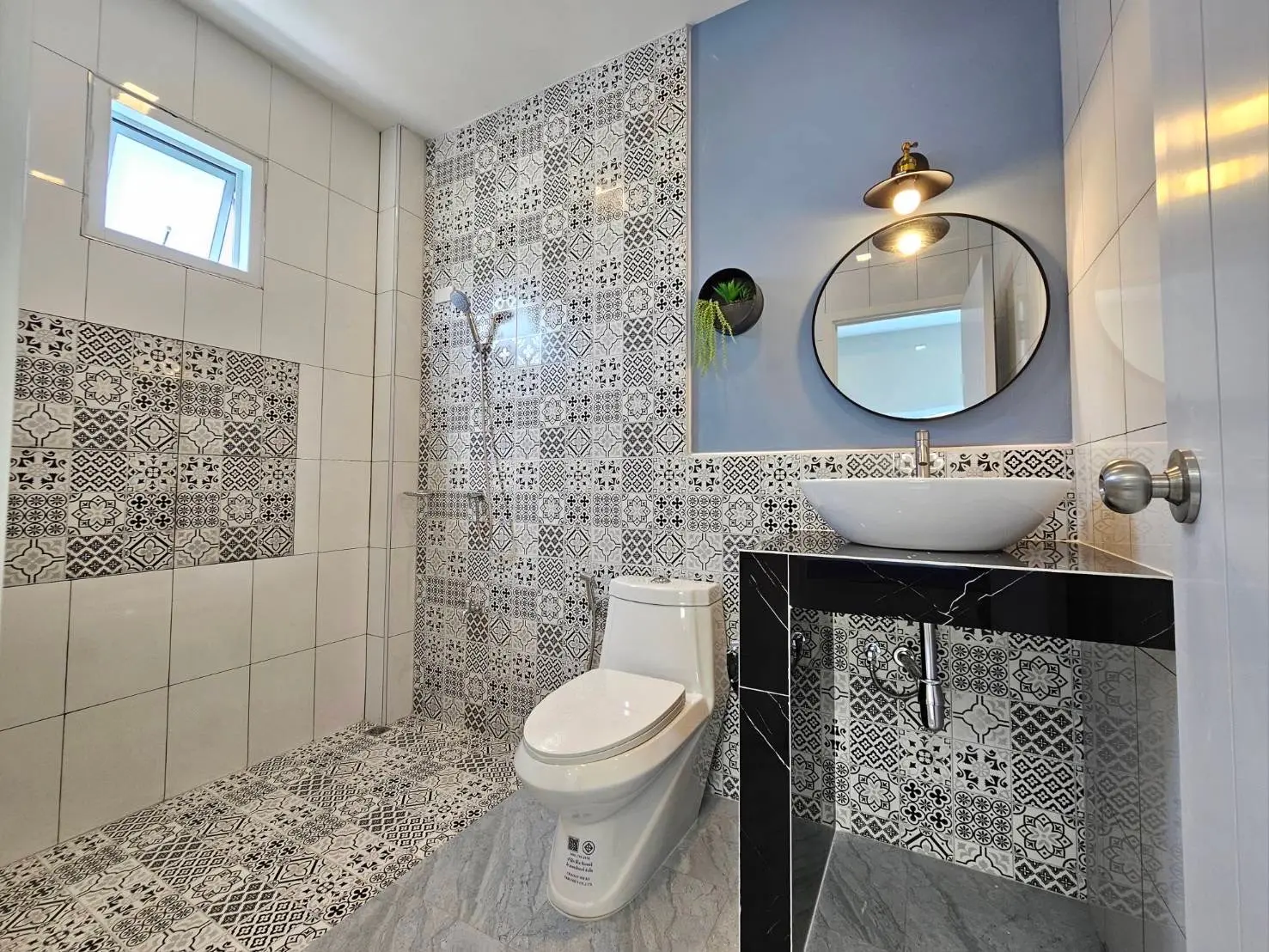 โครงการเรือนแก้ว