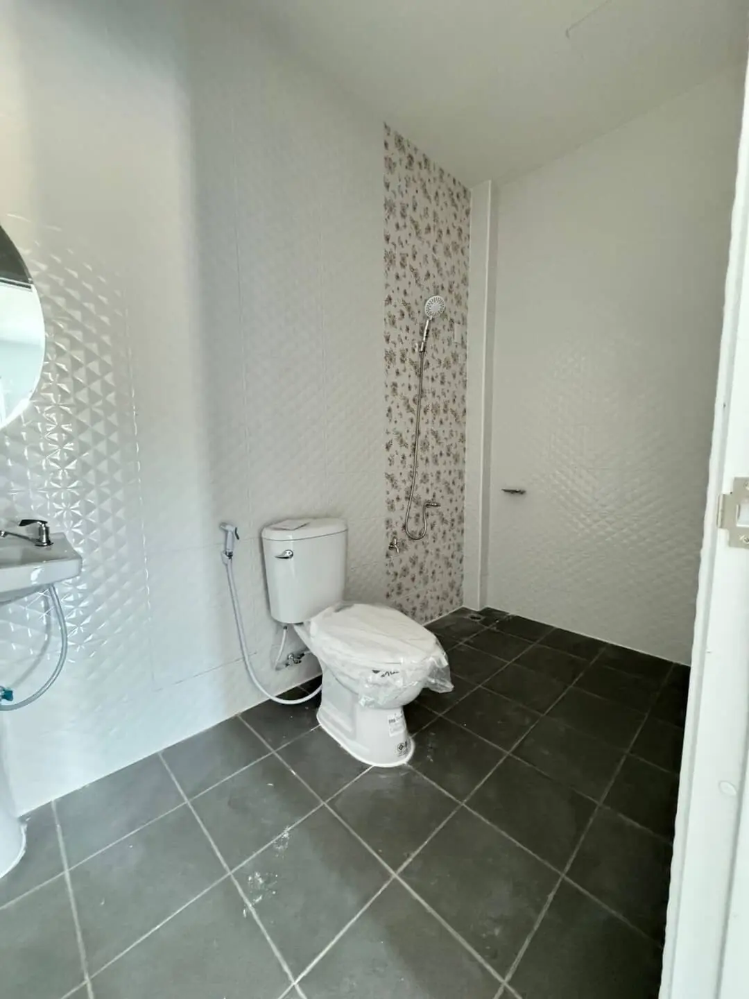 รอชื่อโครงการ