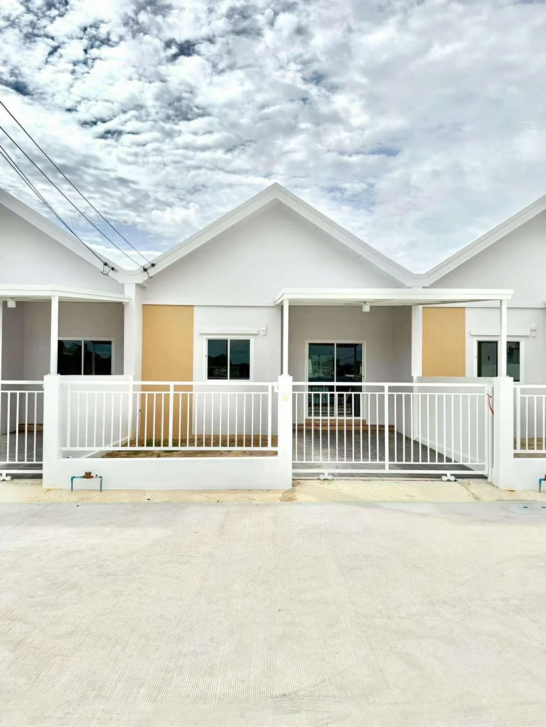 โครงการยูมีสุข วิลเลจ นิคมพัฒนา