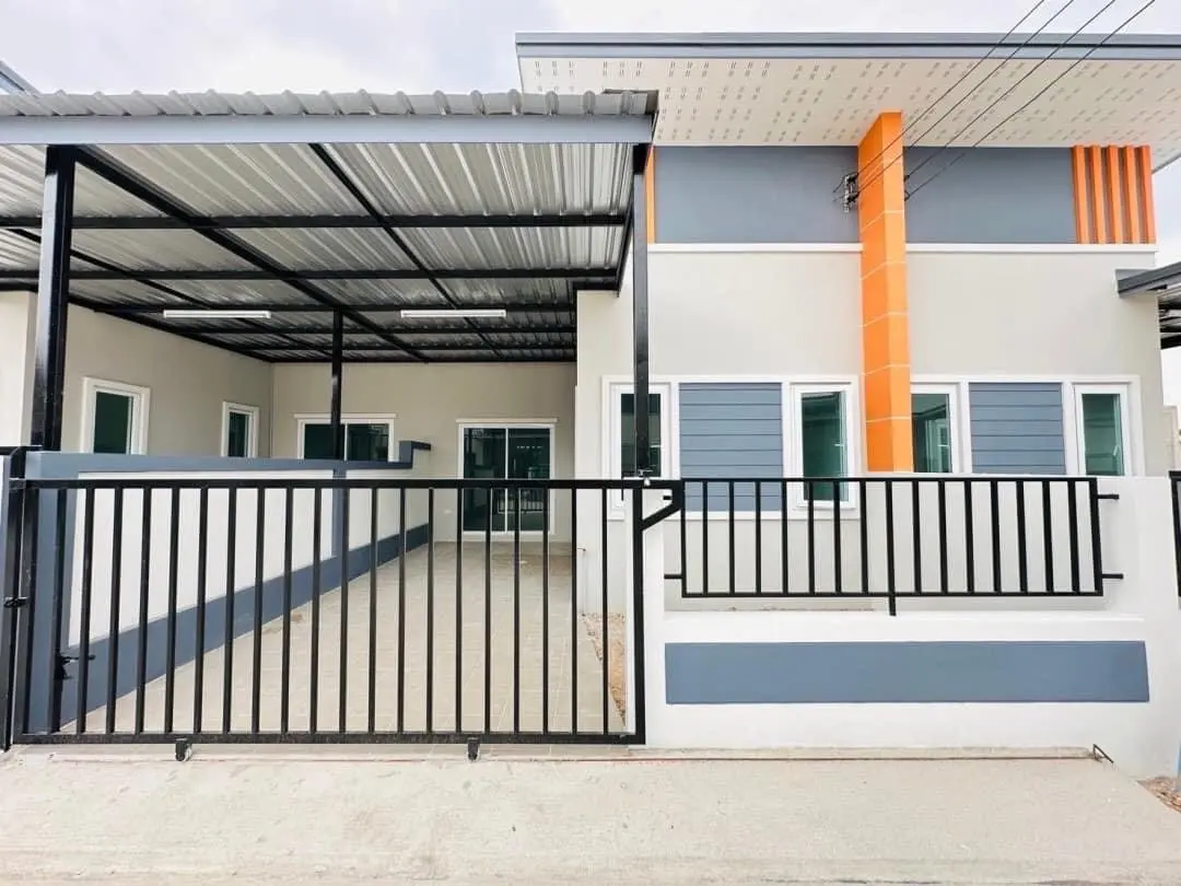 โครงการอีสเทิร์นแลนด์  ซิตี้12