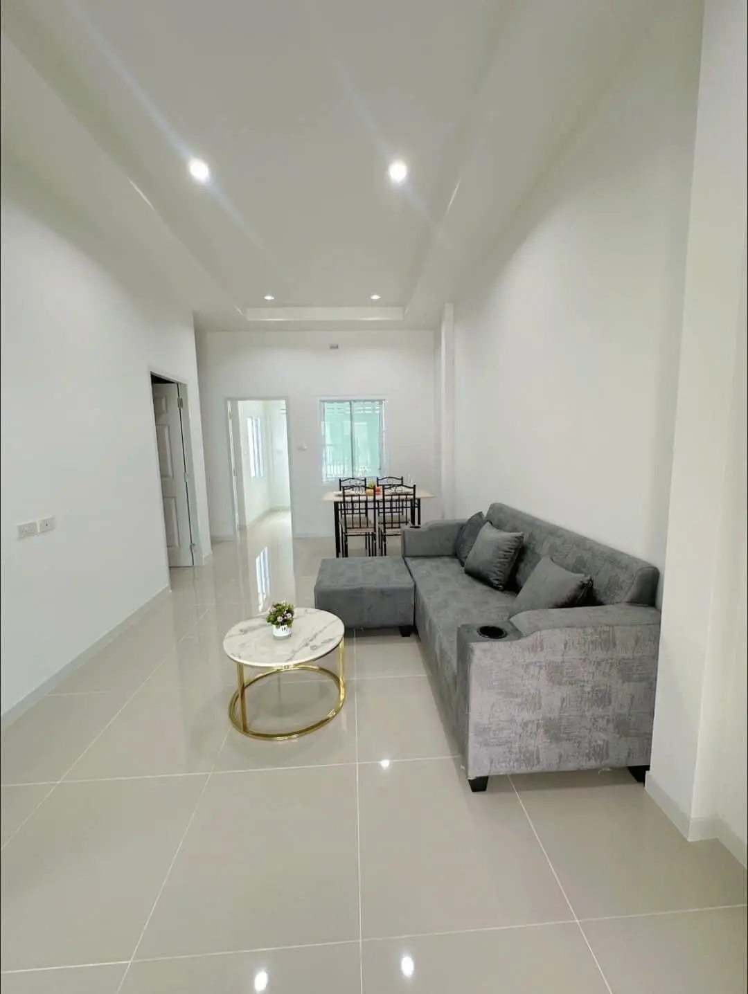 โครงการอีสเทิร์นแลนด์  ซิตี้12