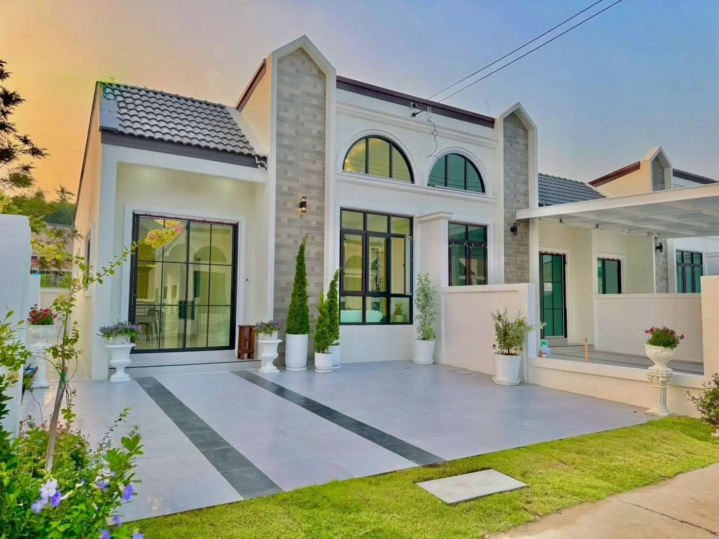 โครงการ ณมน พร็อพเพอร์ตี้